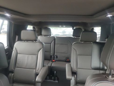 Used 2024 GMC Yukon Denali image 15