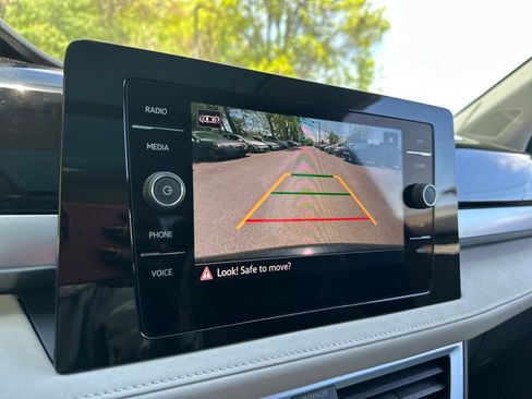 New 2026 Volkswagen Taos SE AWD/4WD image 10