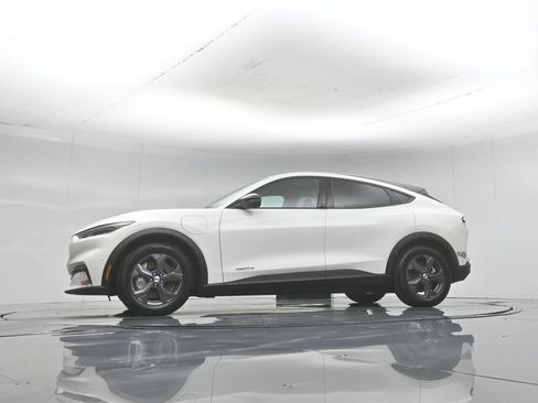 Used 2023 Ford Mustang Mach-E Select RWD image 52