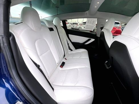 Used 2018 Tesla Model 3 Long Range image 26