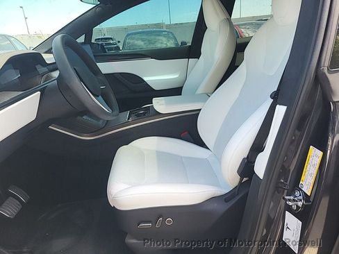 Used 2026 Tesla Model X AWD/4WD image 2