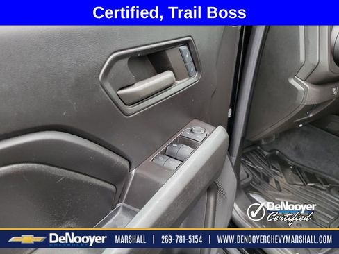 Used 2024 Chevrolet Colorado Trail Boss w/ Advanced Trailering Package AWD/4WD image 7