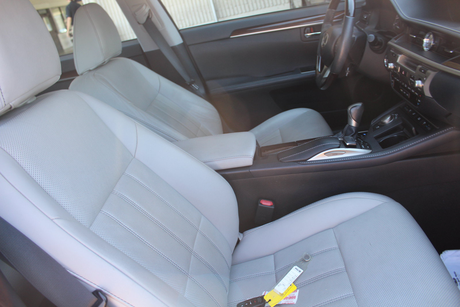 Used 2017 Lexus ES 350 w/ Luxury Package FWD image 21