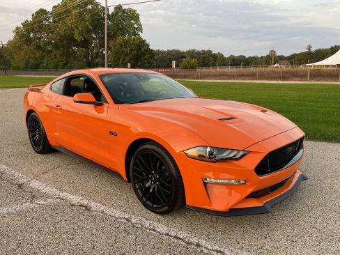 Used 2021 Ford Mustang GT Premium w/ GT Performance Package RWD image 99
