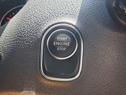 Used 2025 Mercedes-Benz Sprinter 2500 image 26