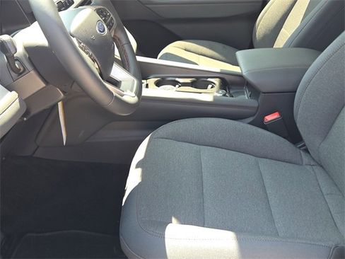 New 2025 Ford Explorer Active image 16