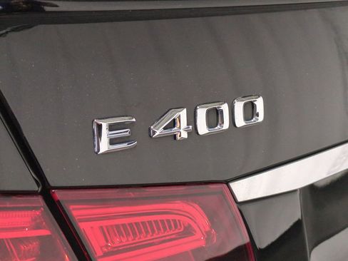 Used 2016 Mercedes-Benz E 400 4MATIC Sedan image 13