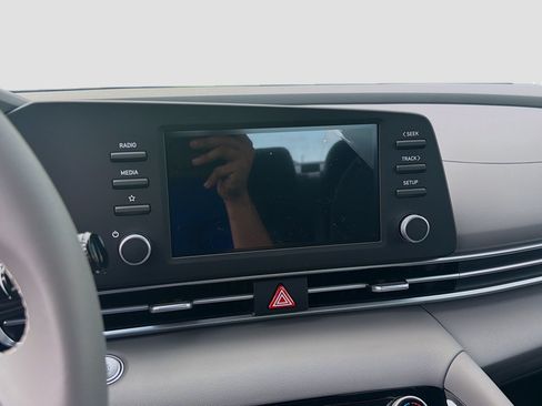 New 2026 Hyundai Elantra Sport FWD image 10