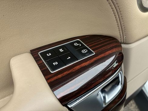 Used 2015 Land Rover Range Rover HSE AWD/4WD image 24