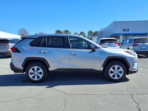 Used 2025 Toyota RAV4 LE image 20