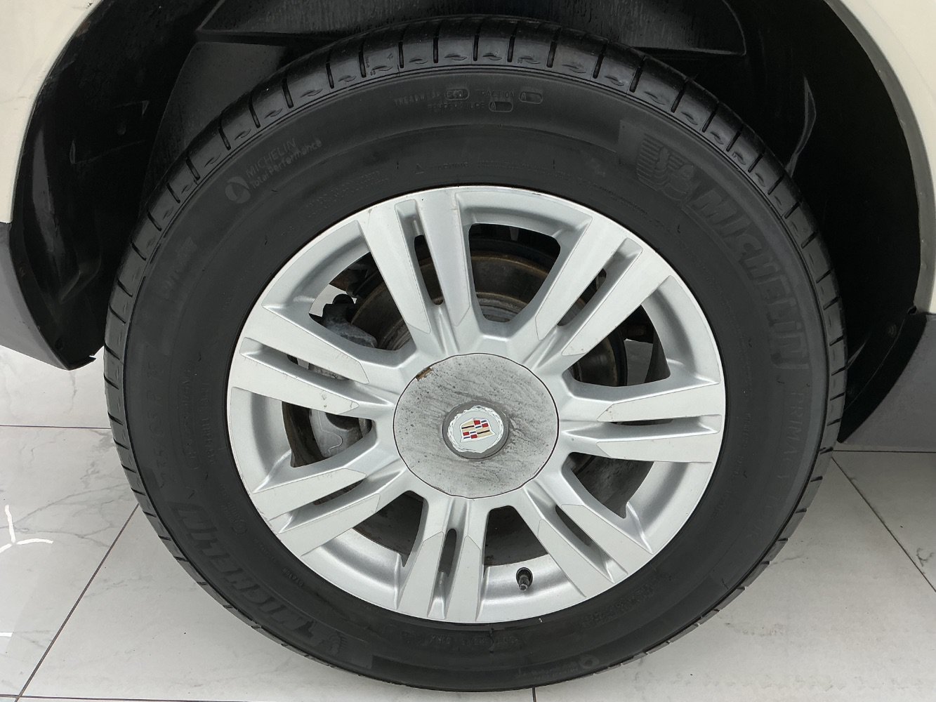 Used 2014 Cadillac SRX Luxury w/ Driver Awareness Package FWD image 50