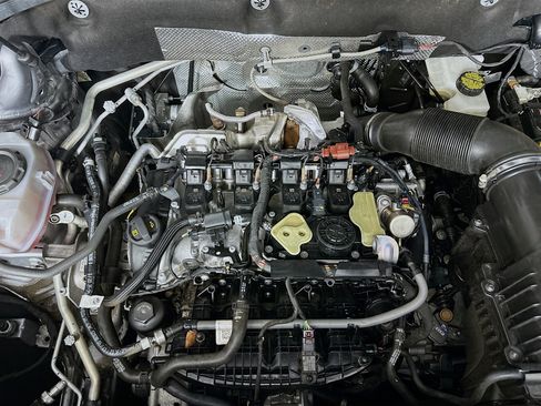 Used 2024 Volkswagen Atlas SE image 35