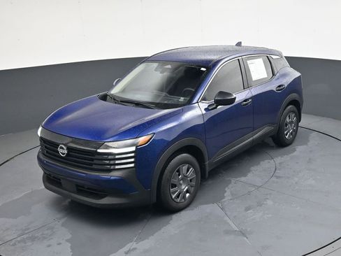 Used 2025 Nissan Kicks S image 30