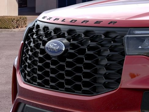 New 2026 Ford Explorer ST-Line w/ ST-Line Street Pack AWD/4WD image 17