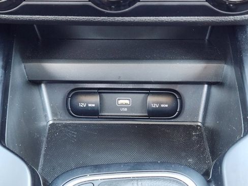 Certified 2024 Kia Soul LX image 19