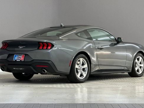 Used 2024 Ford Mustang Coupe RWD image 8