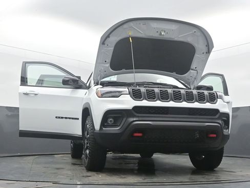 New 2026 Jeep Compass Trailhawk image 58