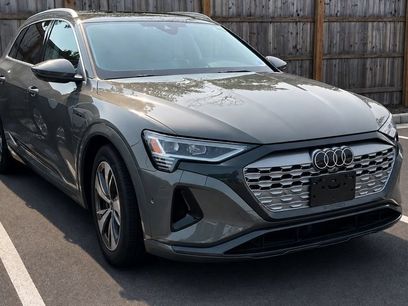 Used 2024 Audi Q8 e-tron Premium Plus w/ Premium Plus Package