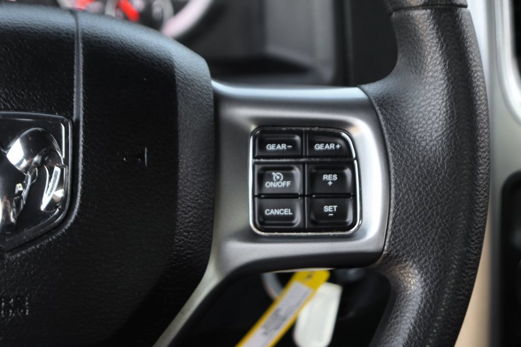 Used 2024 RAM 1500 Warlock AWD/4WD image 24