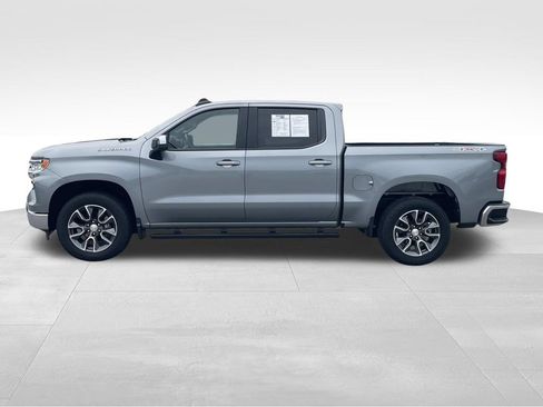 Used 2023 Chevrolet Silverado 1500 LT AWD/4WD image 7