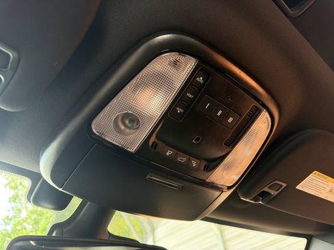 Used 2024 Dodge Durango GT AWD/4WD image 31