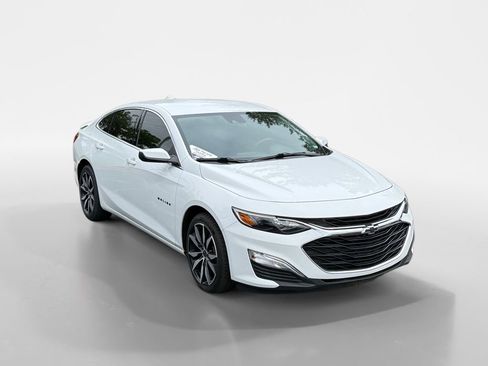 Used 2024 Chevrolet Malibu RS FWD image 2