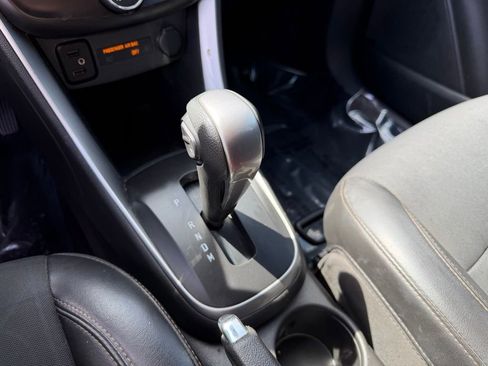 Used 2021 Chevrolet Trax LT w/ Sport Edition FWD image 28