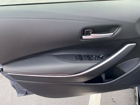 Certified 2025 Toyota Corolla SE image 9