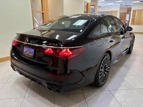 New 2026 Mercedes-Benz E 53 AMG e 4MATIC Sedan image 5