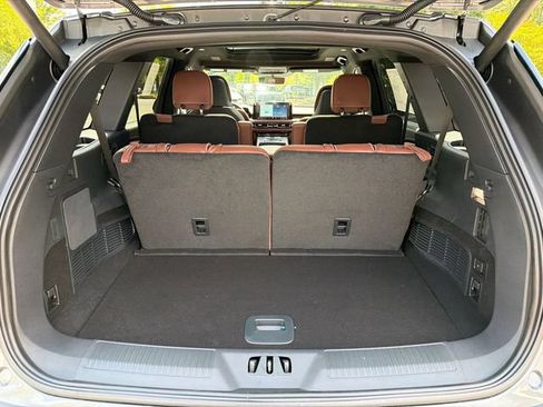 New 2027 Lincoln Aviator Reserve AWD/4WD image 19