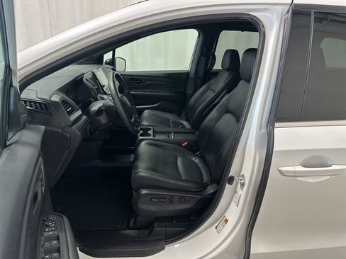 Used 2023 Honda Odyssey Sport image 7