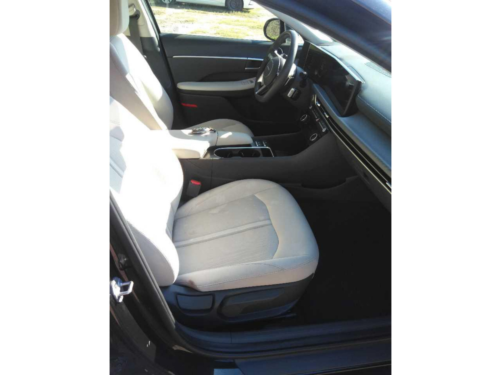 Used 2025 Hyundai Sonata SEL FWD image 9