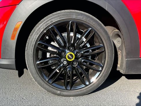 Used 2024 MINI Cooper SE image 12