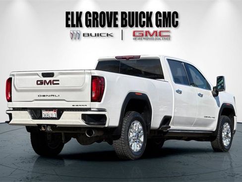 Used 2022 GMC Sierra 3500 Denali image 4