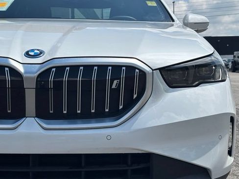 Used 2024 BMW i5 eDrive40i w/ Premium Package RWD image 12