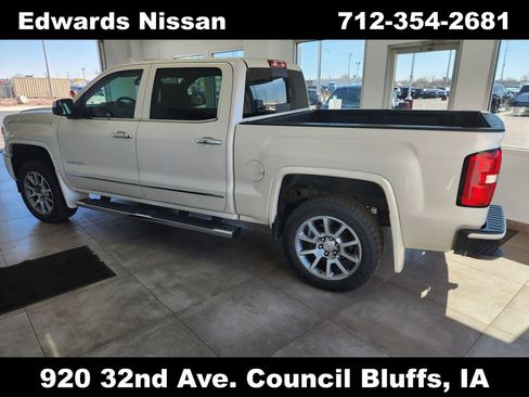 Used 2015 GMC Sierra 1500 Denali w/ Driver Alert Package image 5