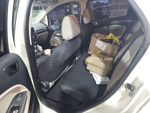 Used 2021 Ford EcoSport S FWD image 3
