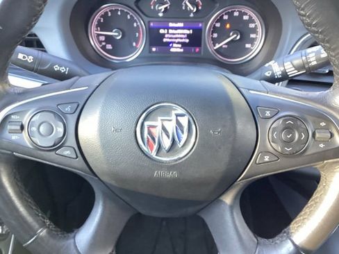 Used 2021 Buick Enclave Essence w/ Sound and Sites Package image 12