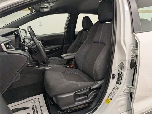 Used 2021 Toyota Corolla SE image 7