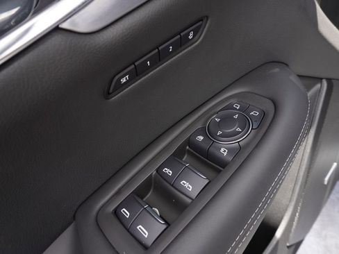 New 2025 Cadillac XT6 Sport w/ Platinum Package image 16