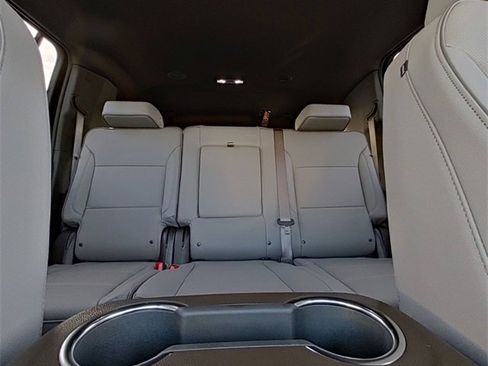 New 2026 GMC Yukon XL Elevation image 28