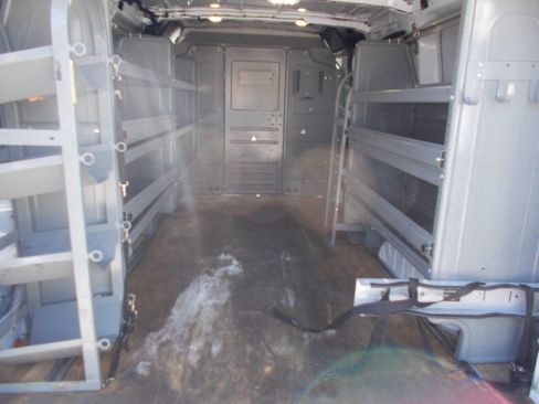 Used 2017 Ford Transit 250 130 Low Roof image 16