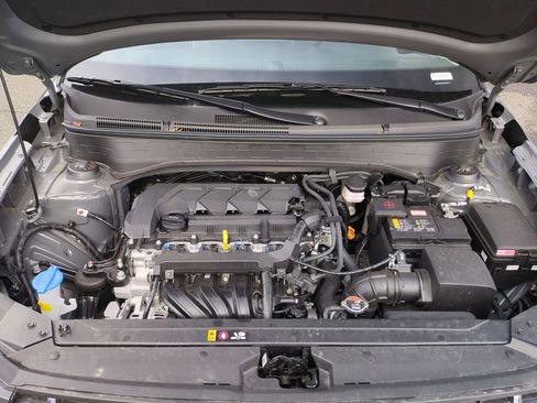 Certified 2025 Hyundai Venue Limited image 28