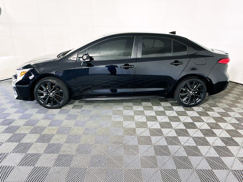 Used 2024 Toyota Corolla SE FWD image 6