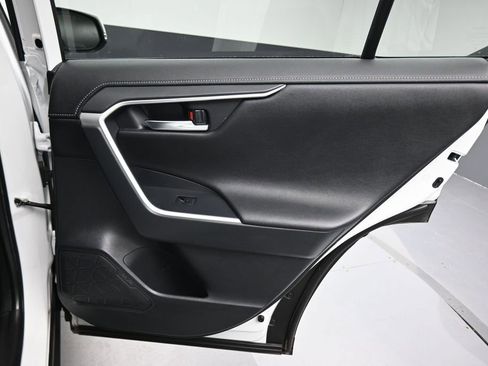 Used 2023 Toyota RAV4 Limited FWD image 37
