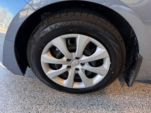 Certified 2026 Toyota Corolla LE FWD image 15