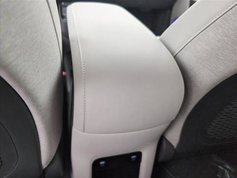 New 2026 Hyundai Ioniq 5 Limited image 17