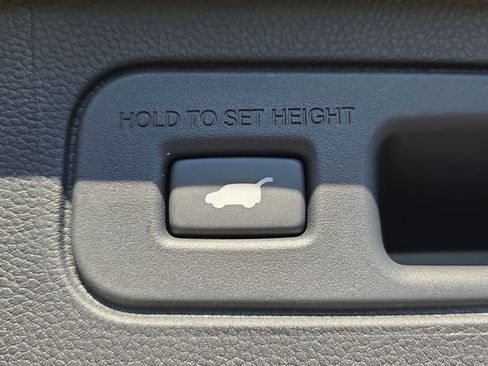 New 2025 Honda Pilot TrailSport image 13