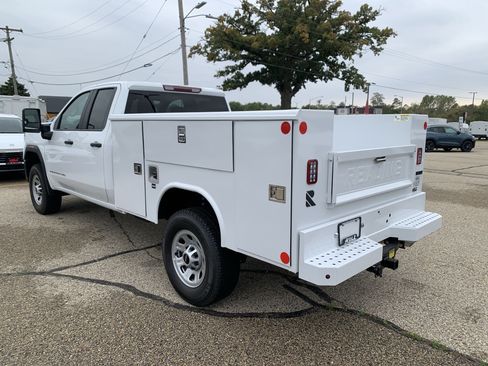 New 2025 GMC Sierra 3500 Pro w/ Convenience Package AWD/4WD image 14