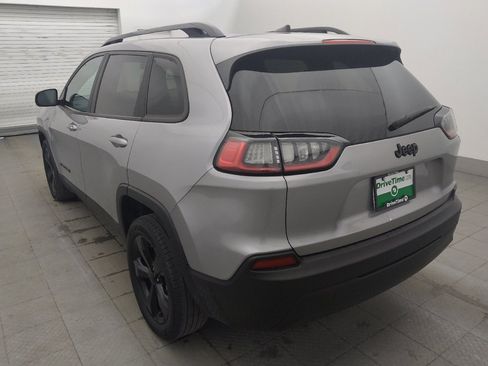 Used 2020 Jeep Cherokee Latitude Plus FWD image 5